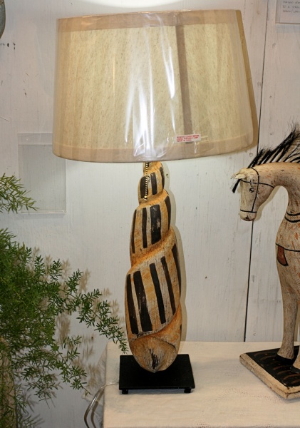 Shell-lamp